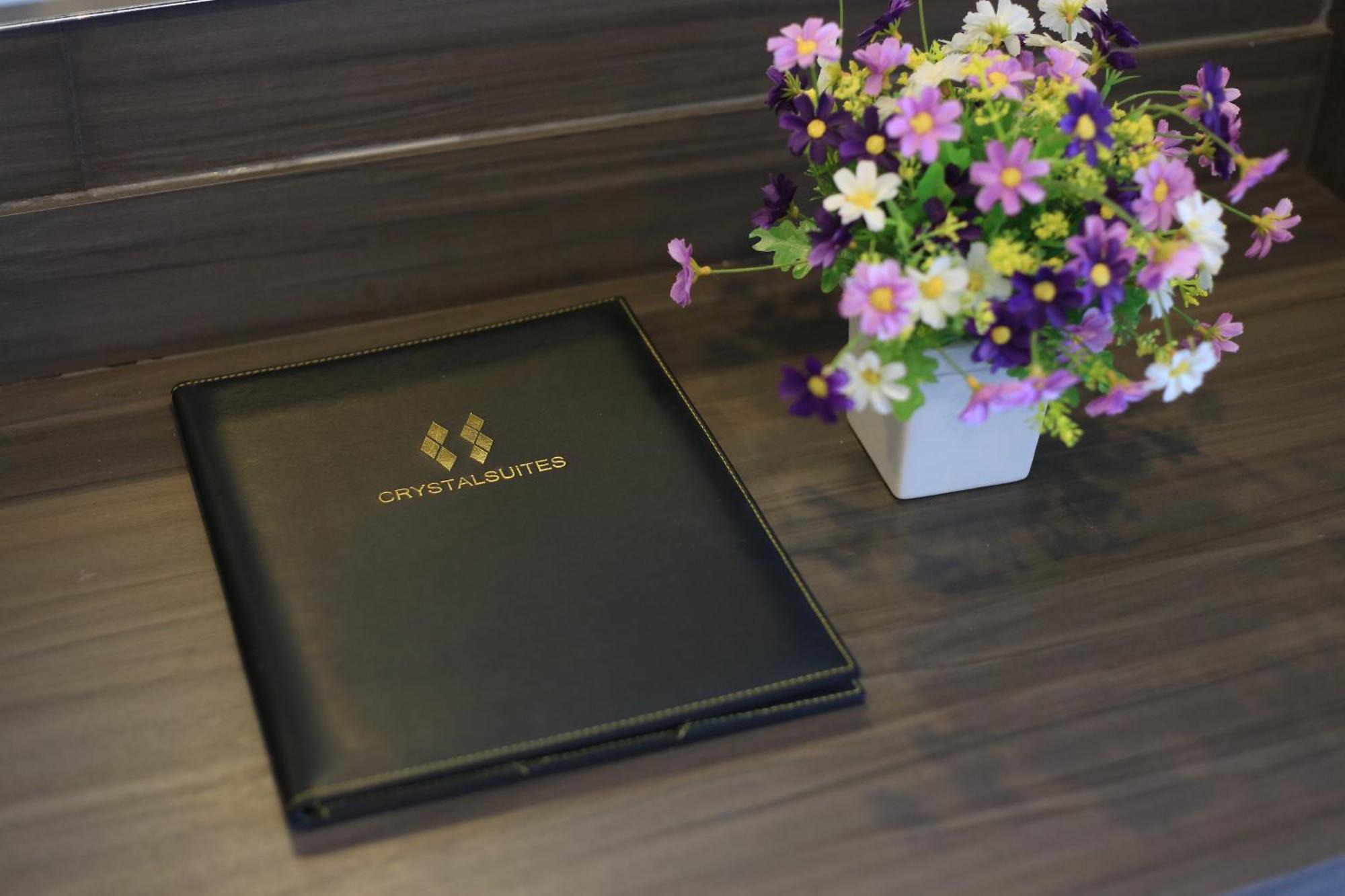 Crystal Suites Suvarnbhumi Airport Бангкок Екстер'єр фото