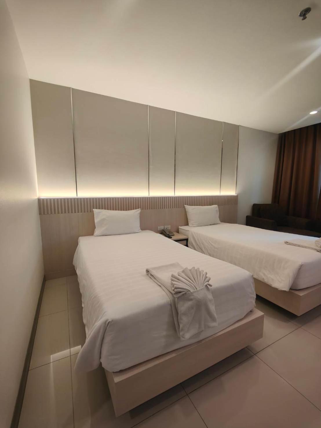Crystal Suites Suvarnbhumi Airport Бангкок Екстер'єр фото