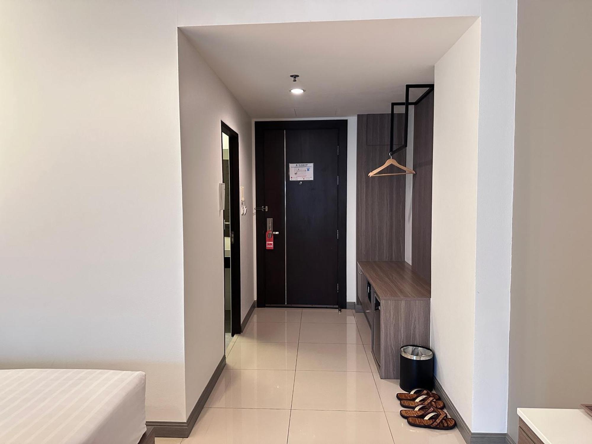 Crystal Suites Suvarnbhumi Airport Бангкок Екстер'єр фото